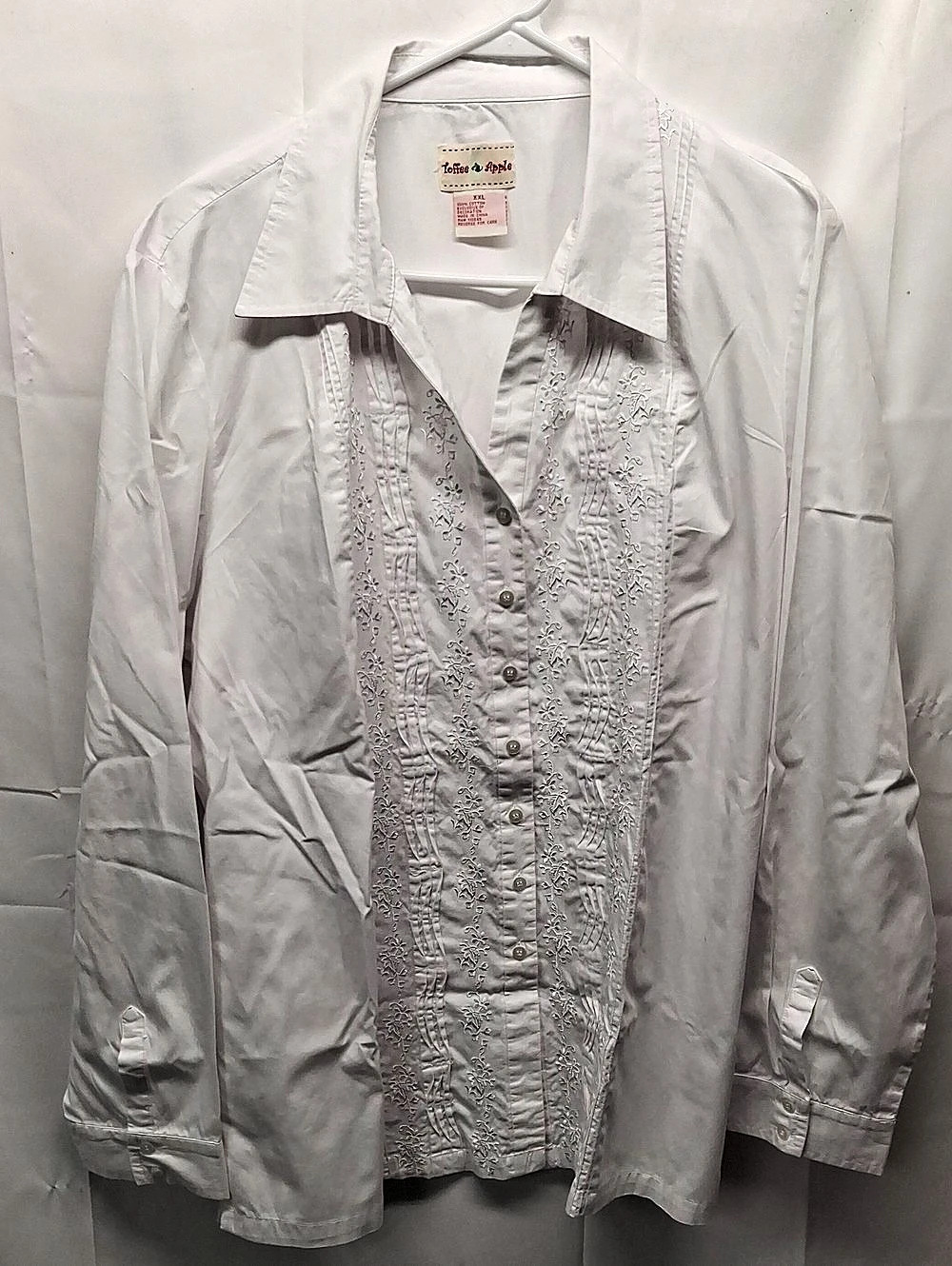 Toffee Apple Embroidered Floral Button Down White XXL Like New